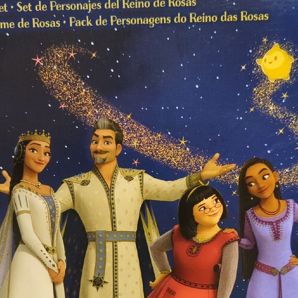 Disney Wish Kingdom of Rosas Character Set - Picture 9 of 10